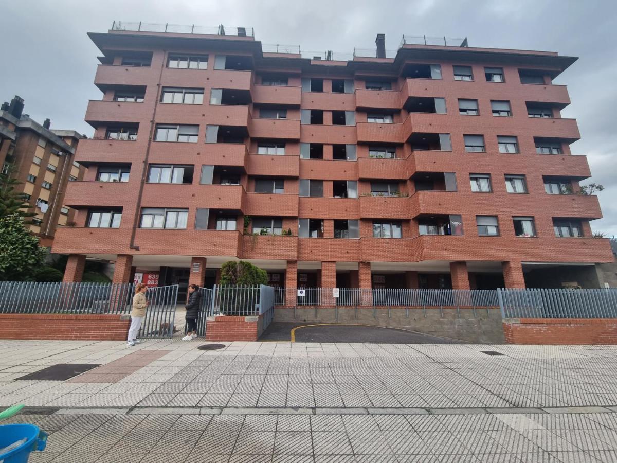 Piso Zona Hospital 6 Personas Apartment Oviedo Exterior photo